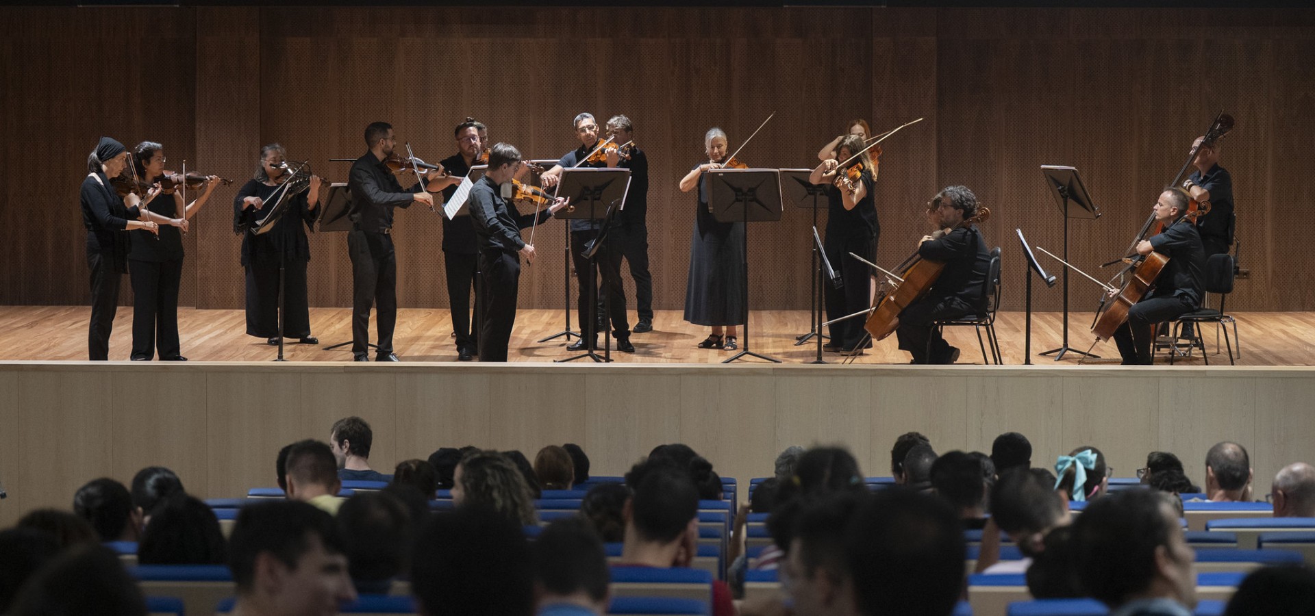Antonio Morales asiste al concierto de la Orquesta Filarmónica de Gran Canaria en la Ciudad San Juan de Dios
