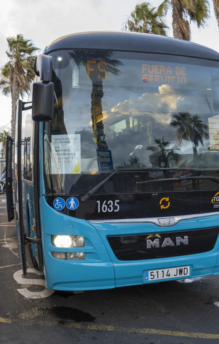 La Orquesta Filarmónica de Gran Canaria y la Autoridad Única del Transporte de Gran Canaria impulsan «A la Filarmónica en guagua»