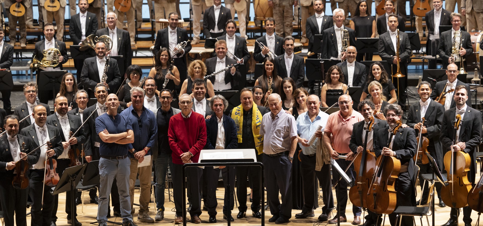 La Orquesta Filarmónica de Gran Canaria graba el Himno Oficial de la Unión Deportiva Las Palmas junto a Los Gofiones y dirección de Chichon