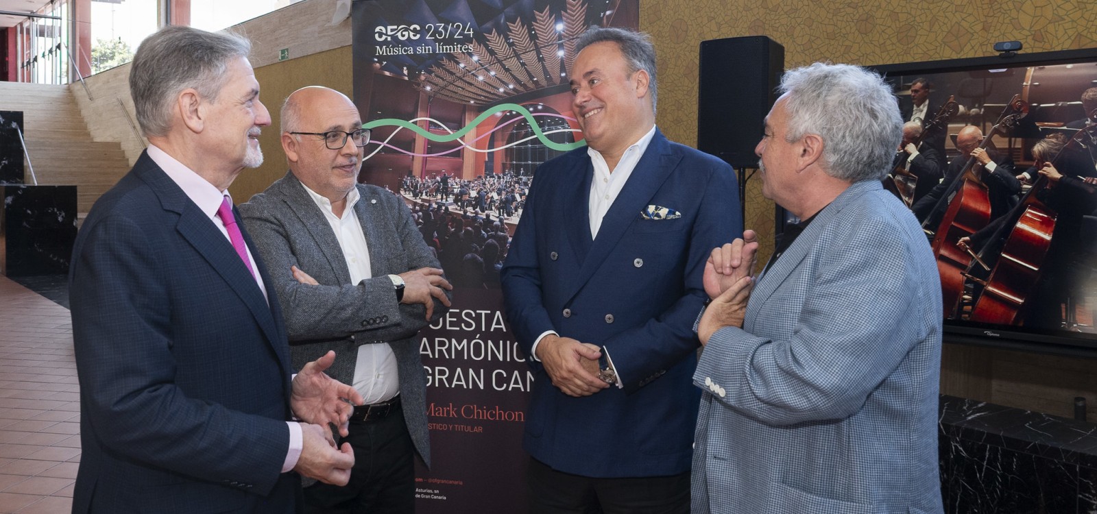 La Orquesta Filarmónica de Gran Canaria renueva la titularidad de Karel Mark Chichon hasta la temporada 26/27