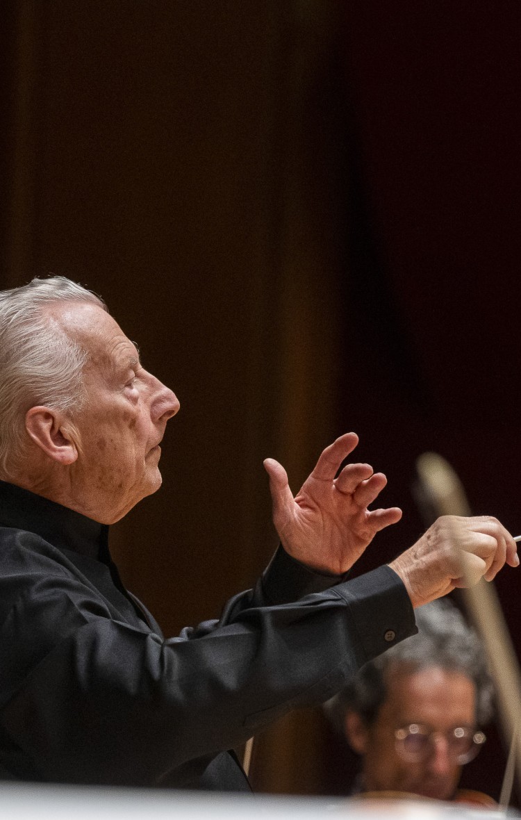 Herbig dirige la octava de Bruckner