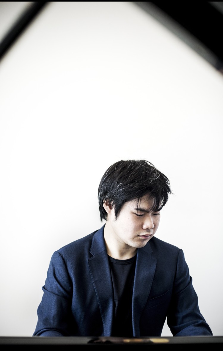 Entradas agotadas para el concierto de debut de Andrew Manze y Nobuyuki Tsujii con la Orquesta Filarmónica de Gran Canaria